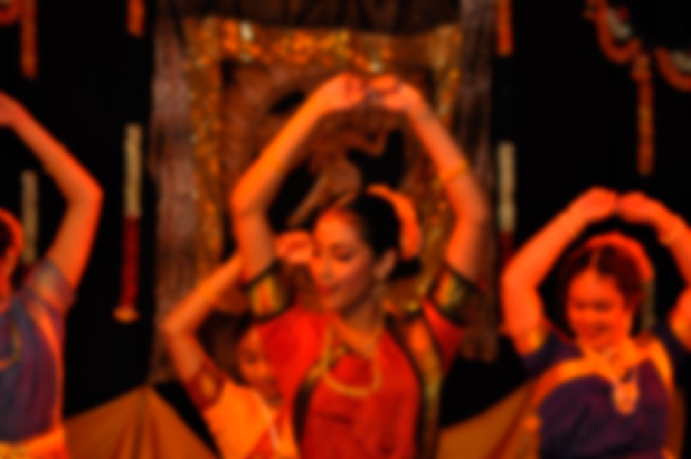 Bharatanatyam dancers performing